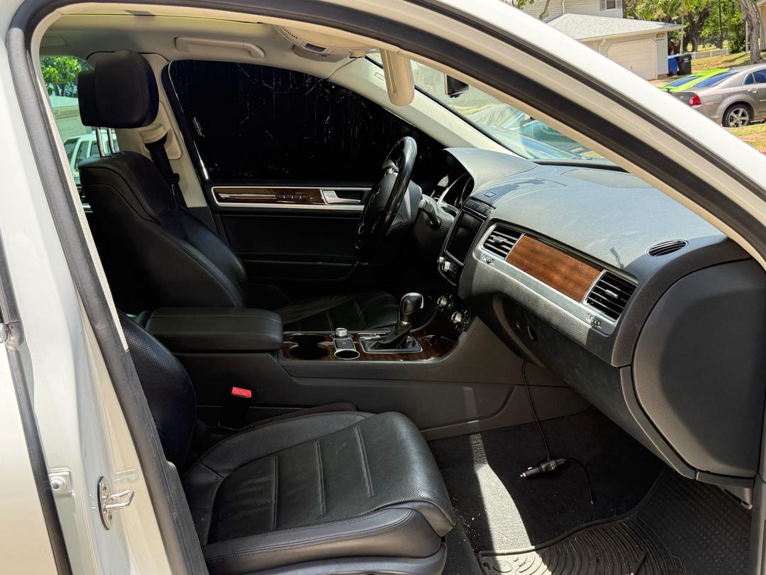 Volkswagen_Touareg 