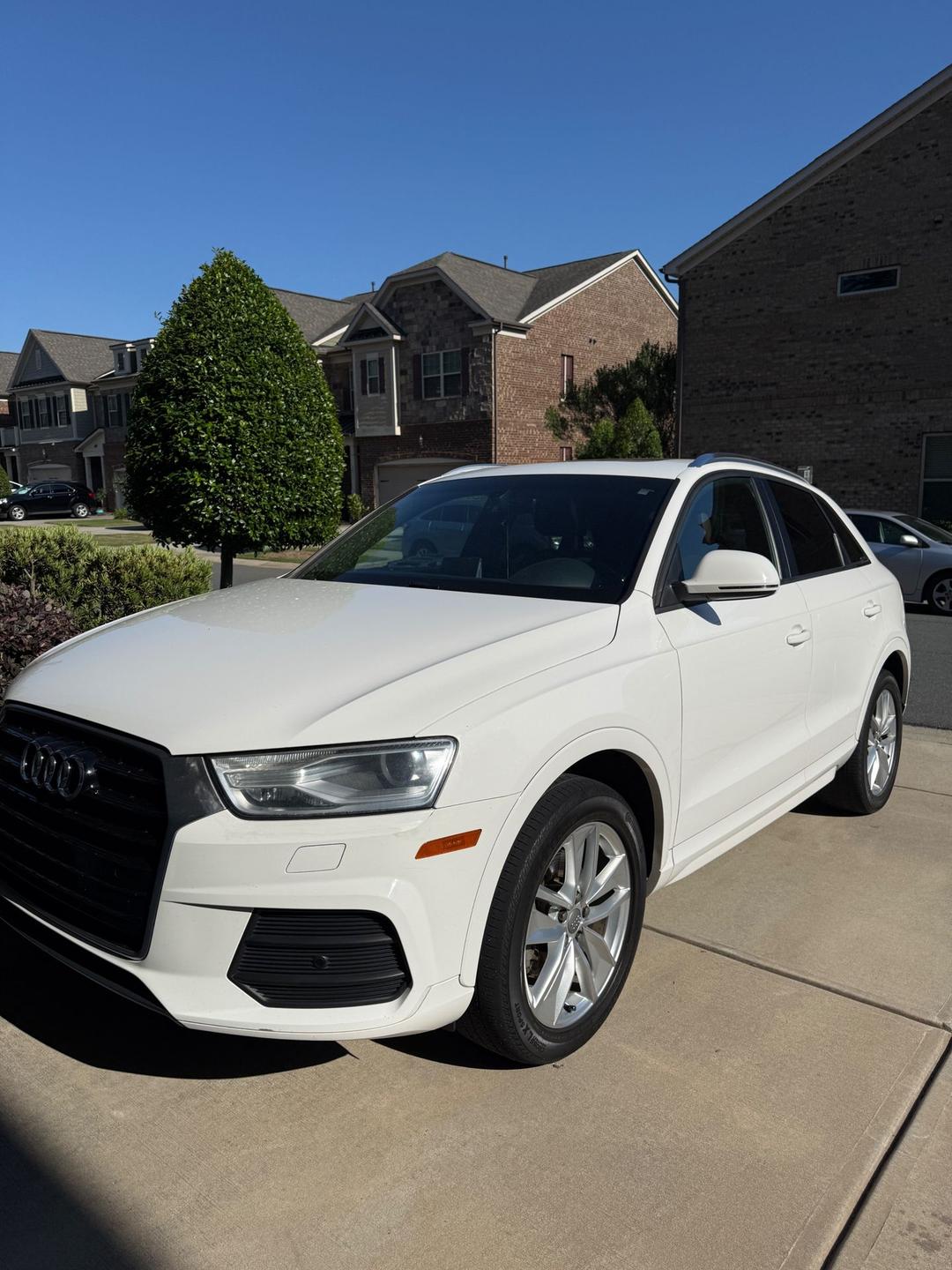 Audi_Q3 