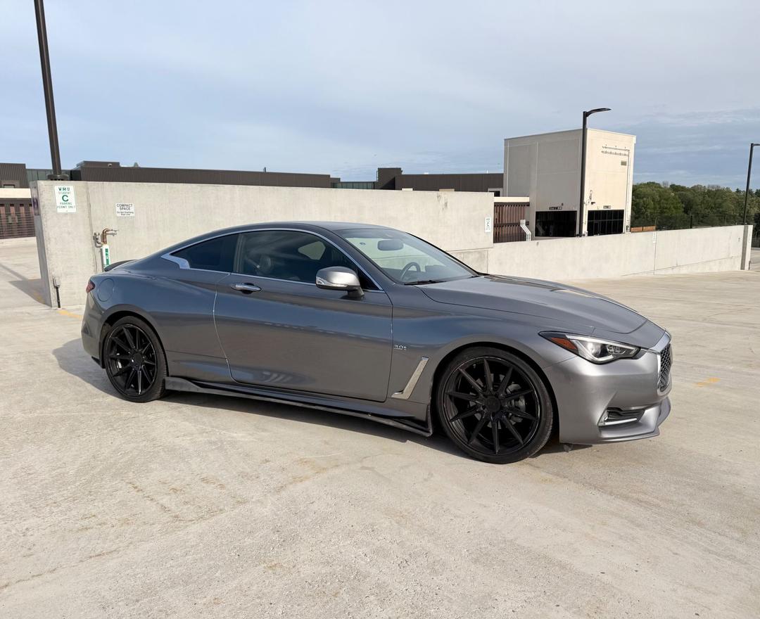 INFINITI_Q60 