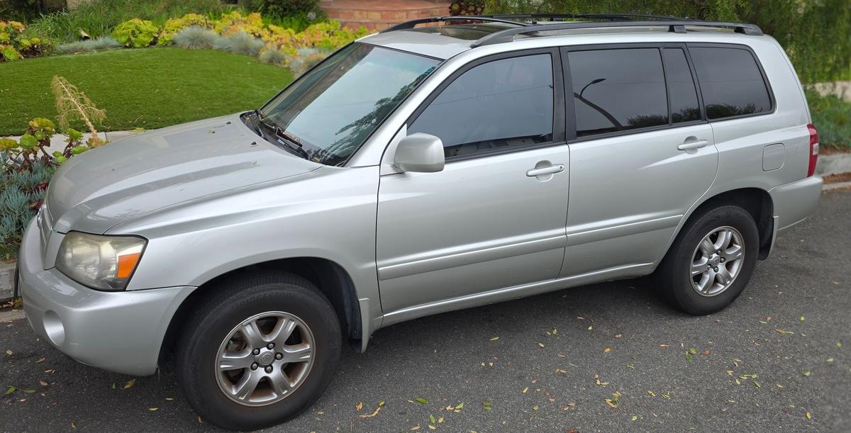 car_image_564x480 - 