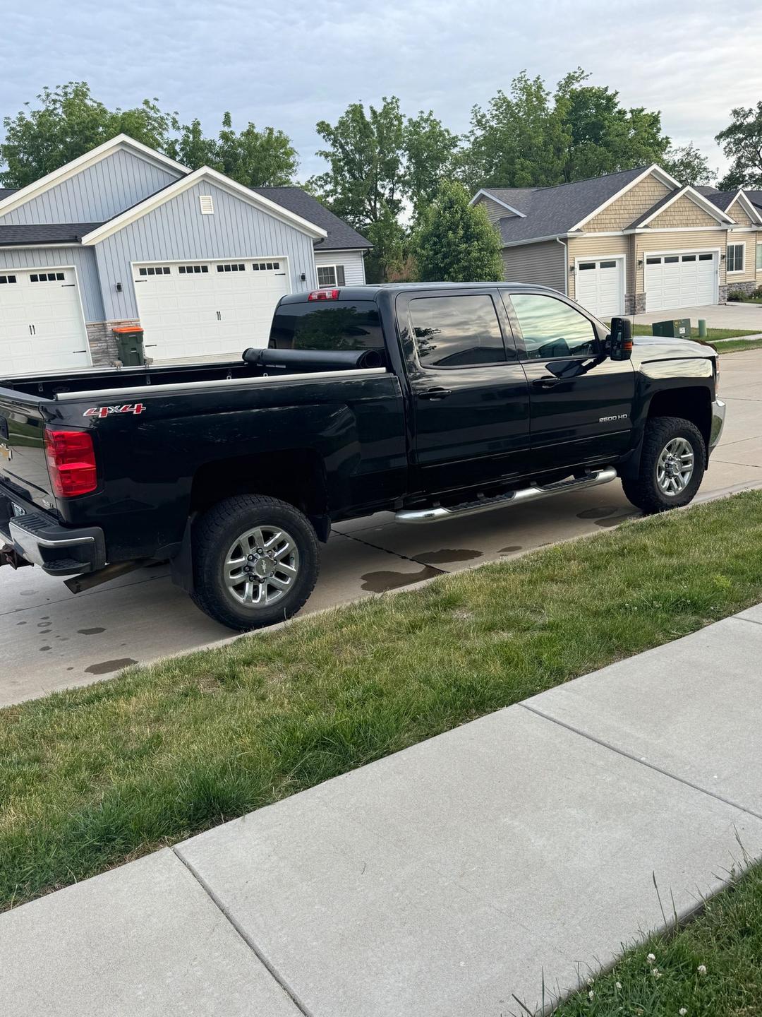 Chevrolet_Silverado 2500 