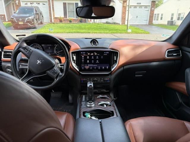 car_image_202x236