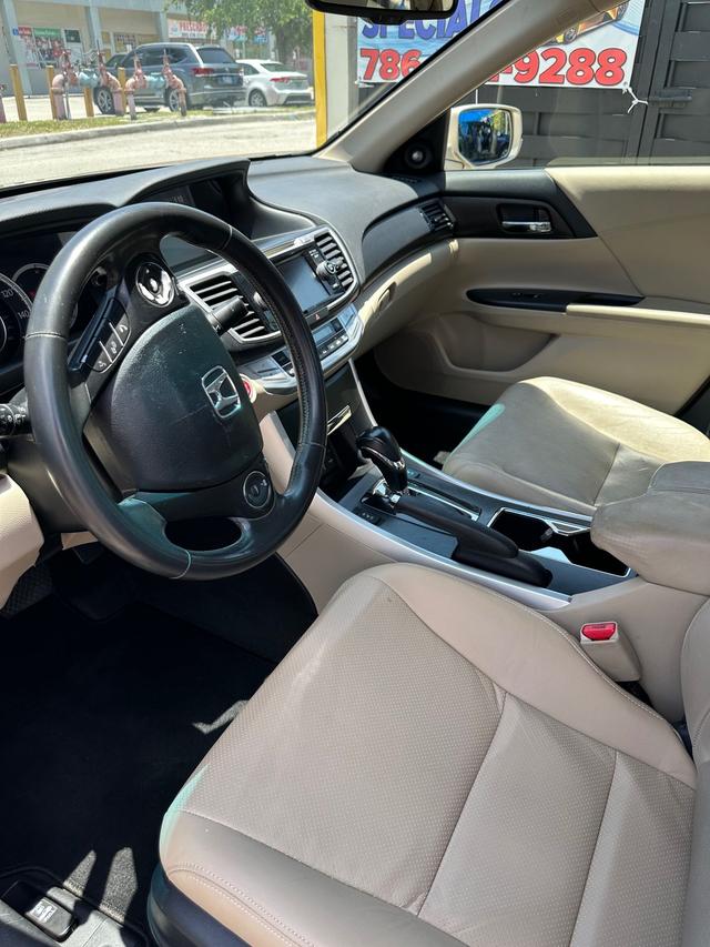 car_image_202x236