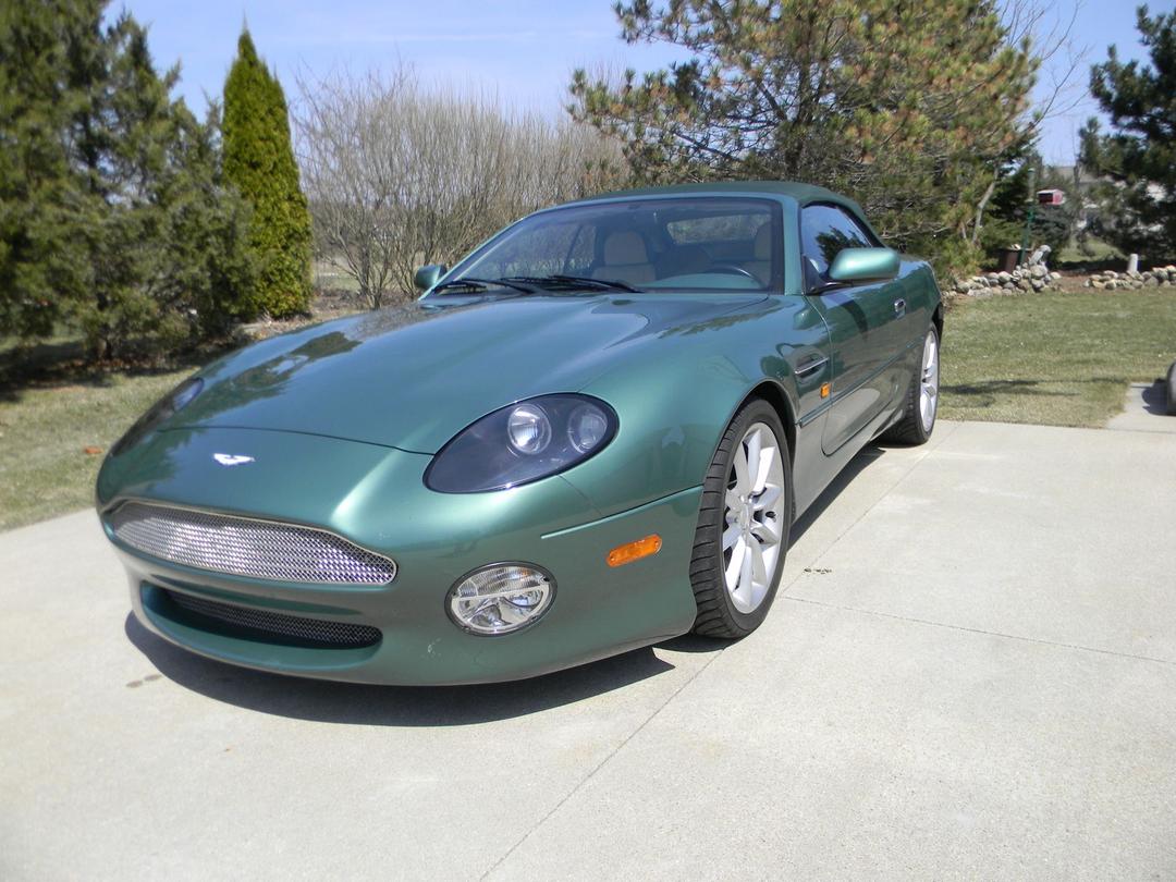 Aston Martin_DB7 Volante Convertible 
