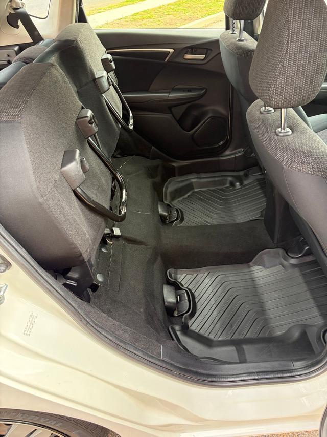 car_image_202x236