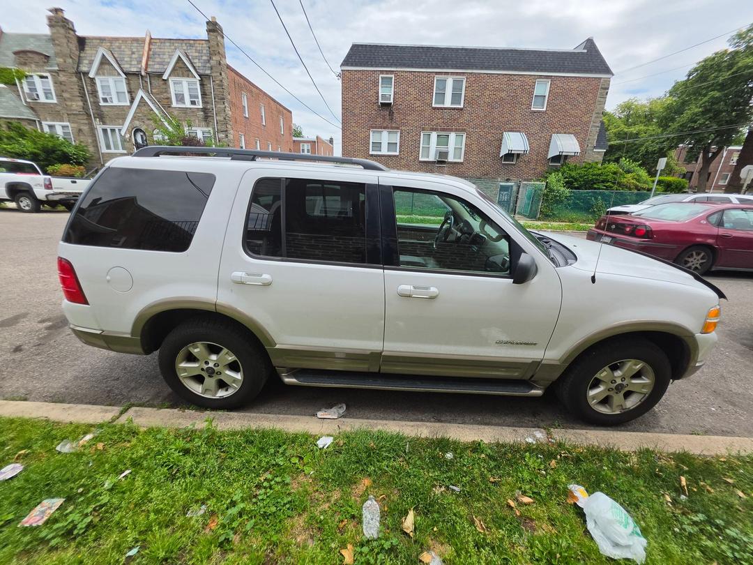 Ford_Explorer 