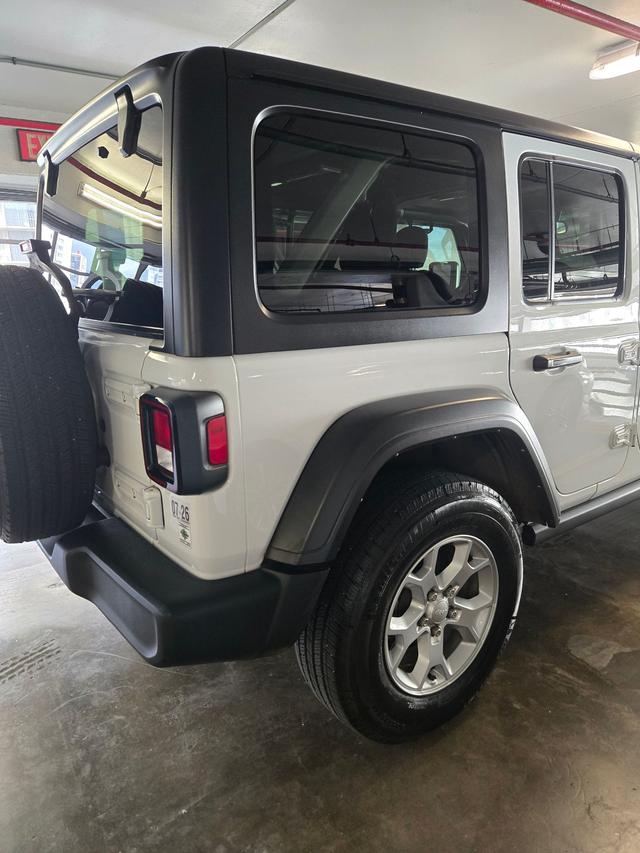 car_image_202x236
