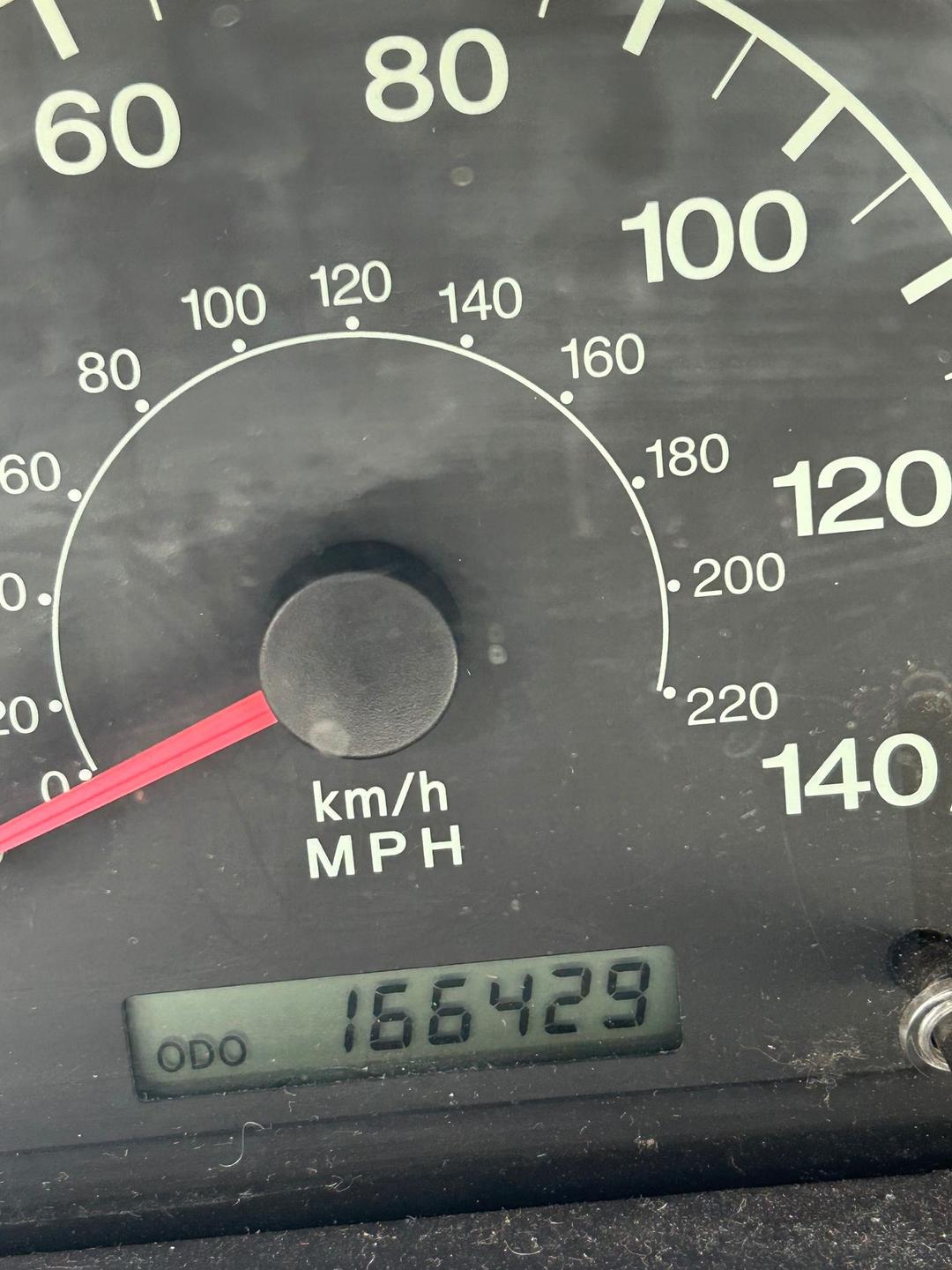 Hyundai_Elantra 