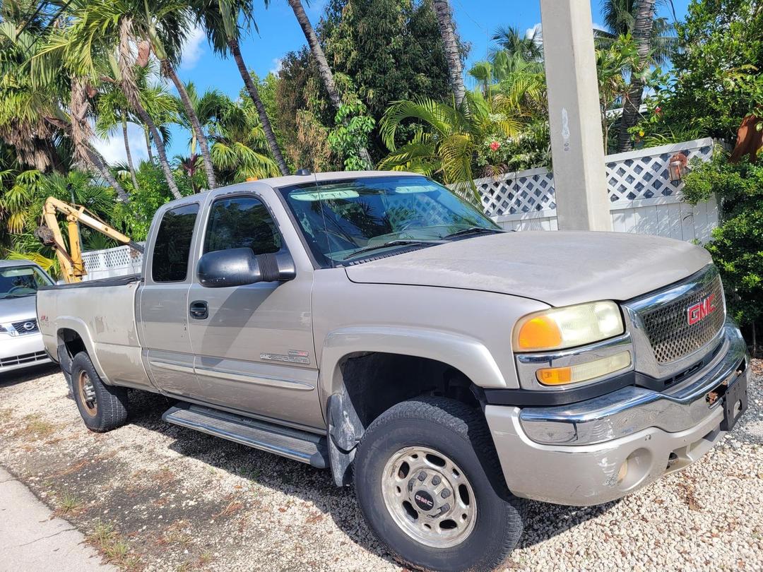 GMC_Sierra 2500 
