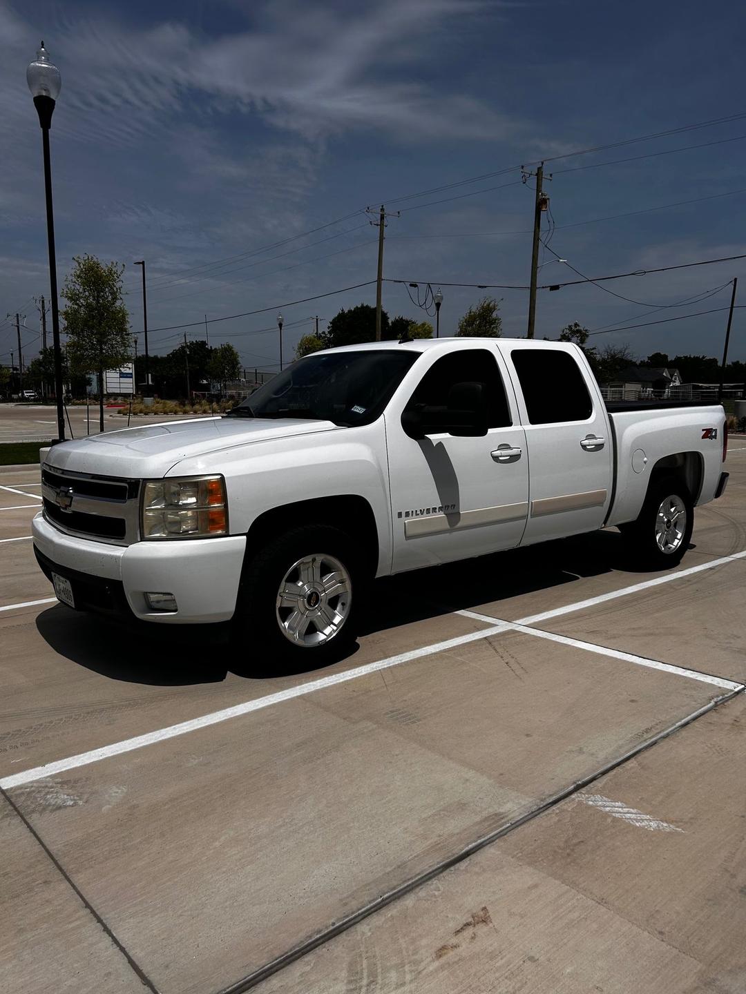 Chevrolet_Silverado 1500 