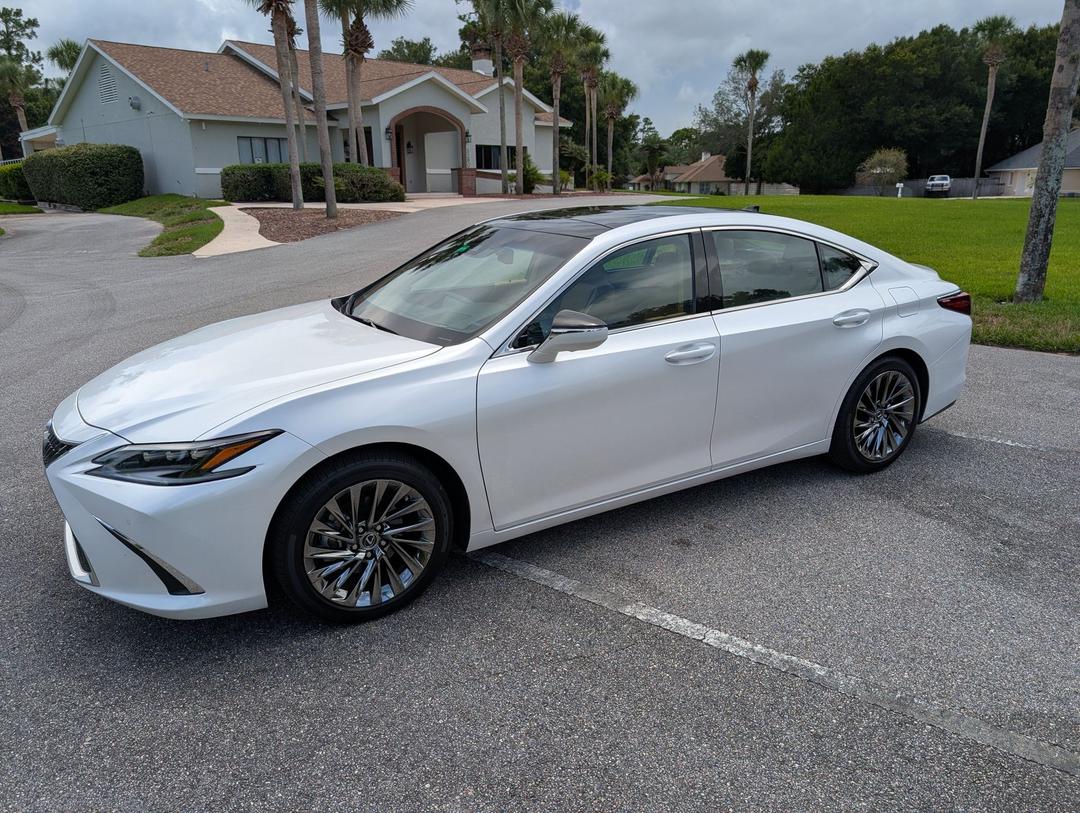 Lexus_ES-Series 