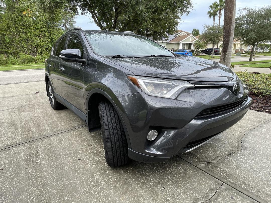 Toyota_RAV4 