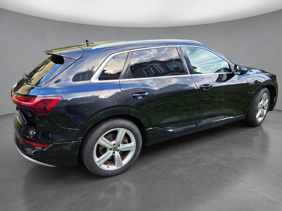 Audi_e-tron 
