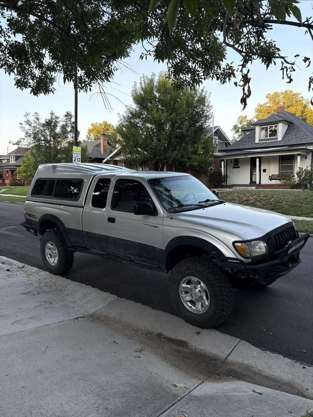 Toyota_Tacoma 