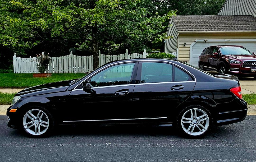 Mercedes-Benz_C Class 