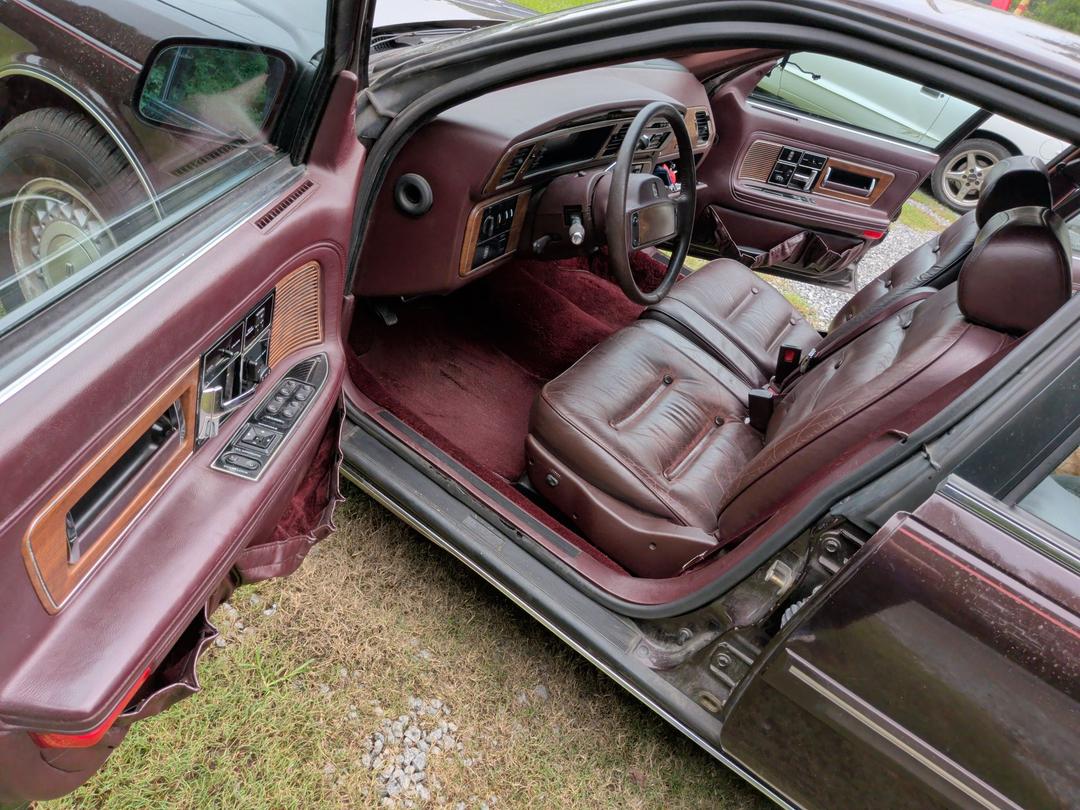 Lincoln_Continental 