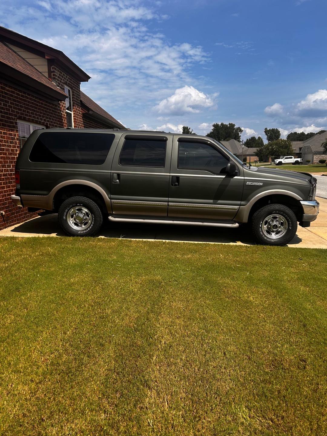 Ford_Excursion 
