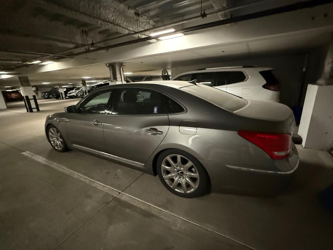 Hyundai_Equus 