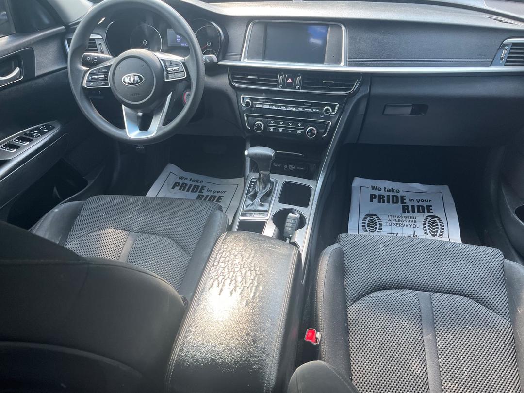 Kia_Optima 