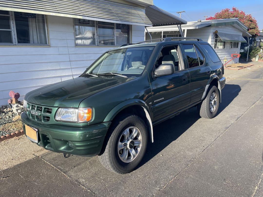 Isuzu_Rodeo 
