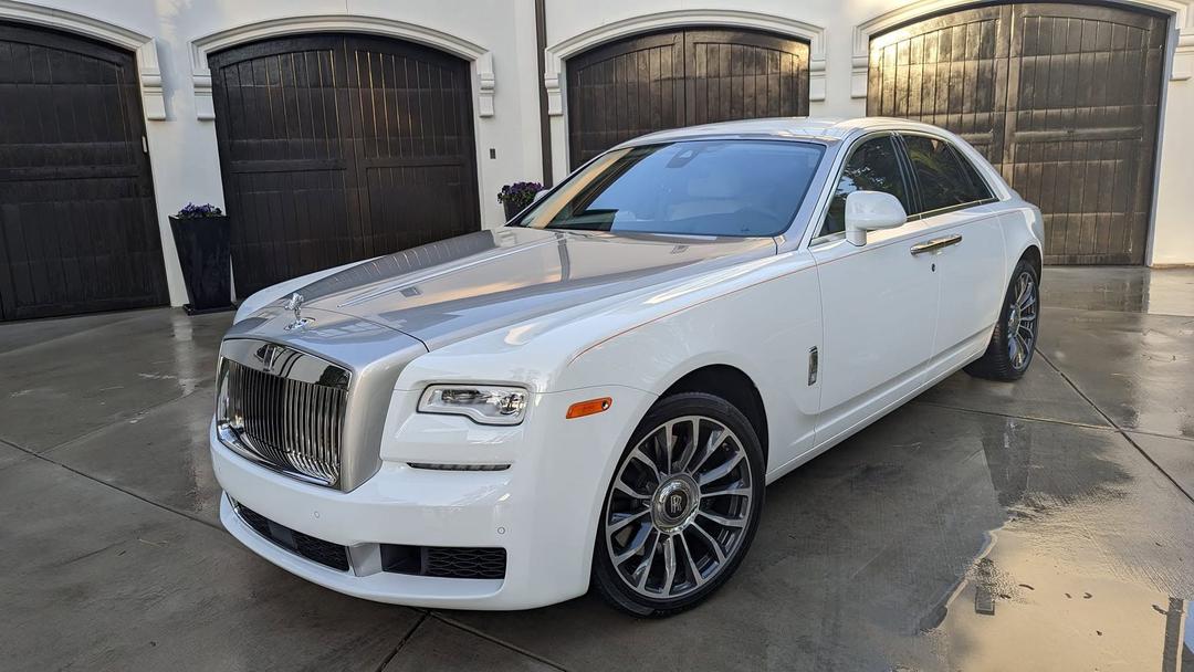 Rolls-Royce_Ghost Series II 
