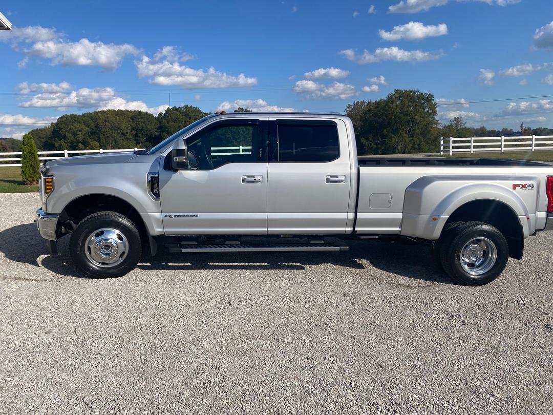 Ford_F-350 SD