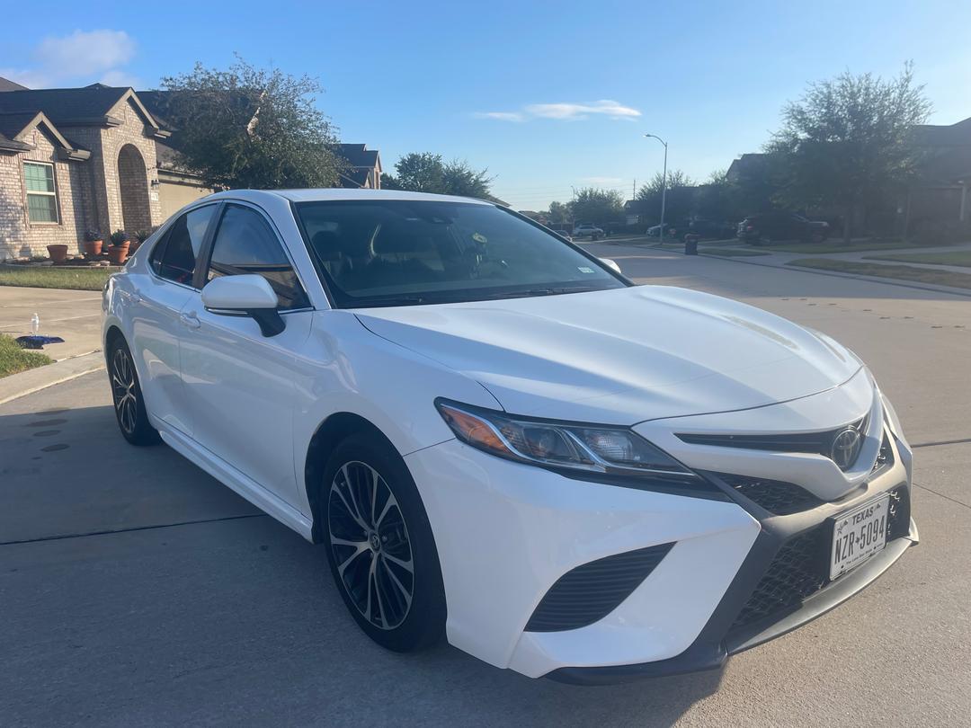 Toyota_Camry
