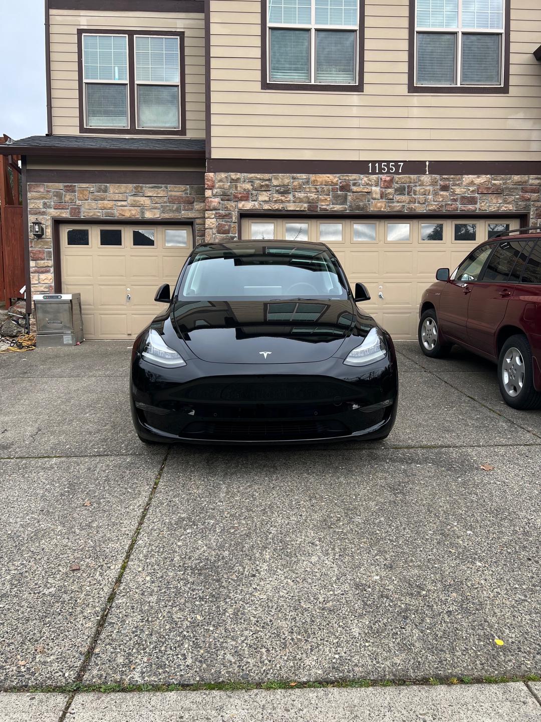 Tesla_Model Y