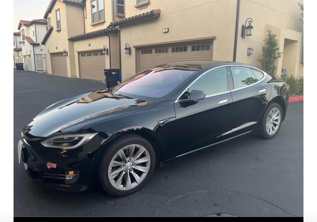 Tesla_Model S