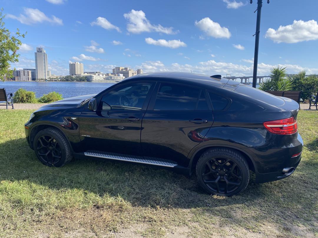 BMW_X6