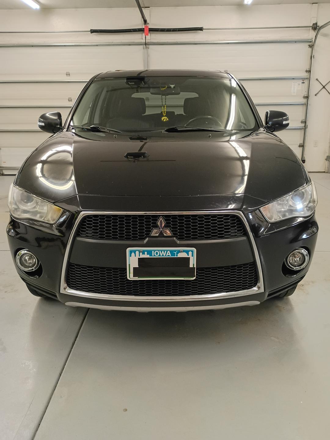 Mitsubishi_Outlander