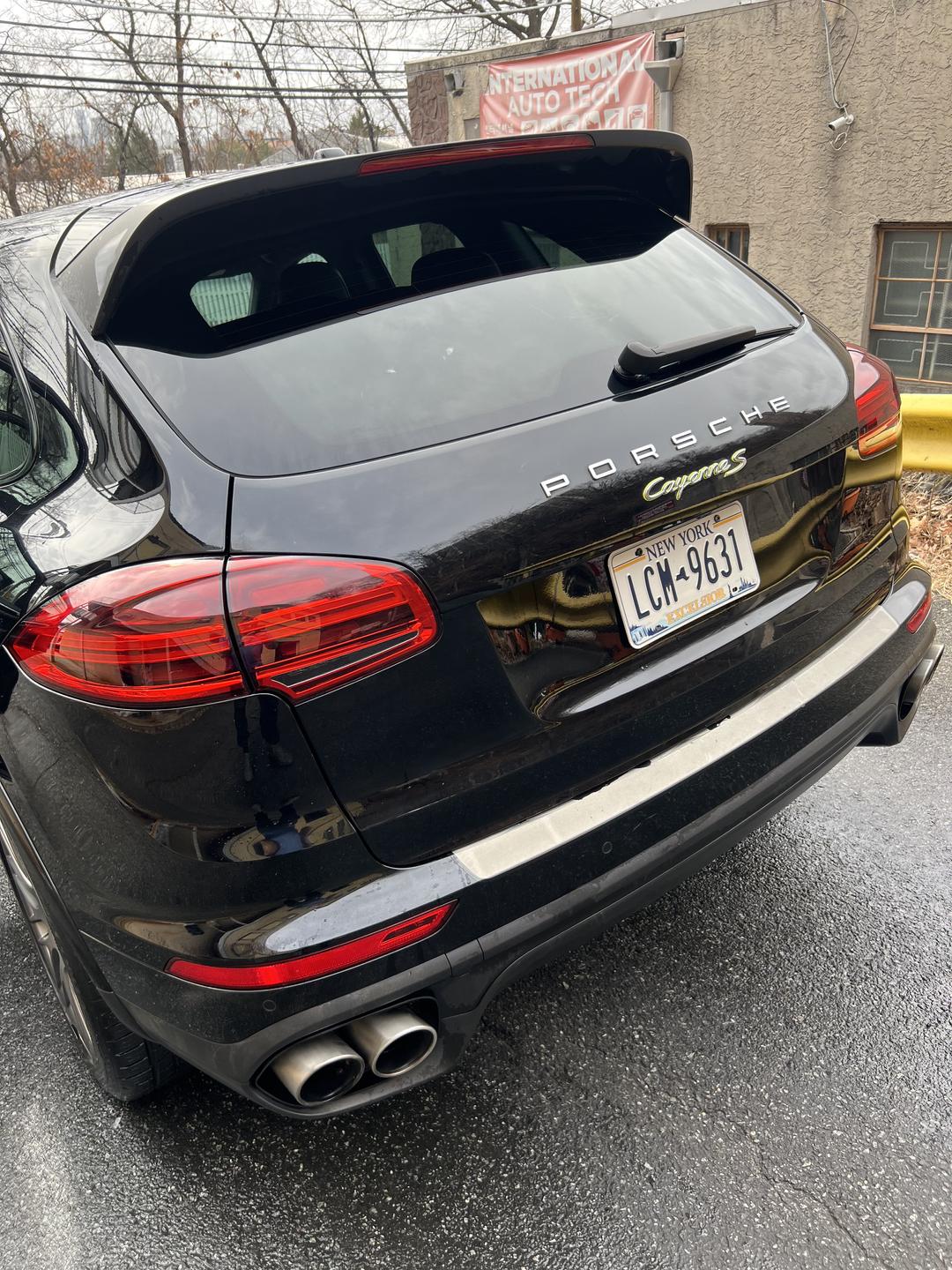 Porsche_Cayenne