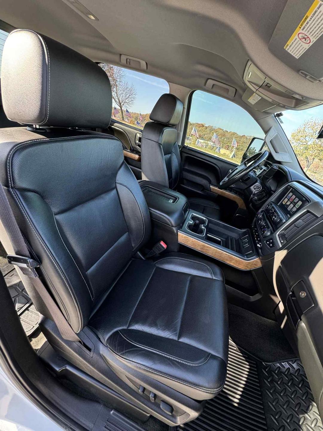 Chevrolet_Silverado 2500