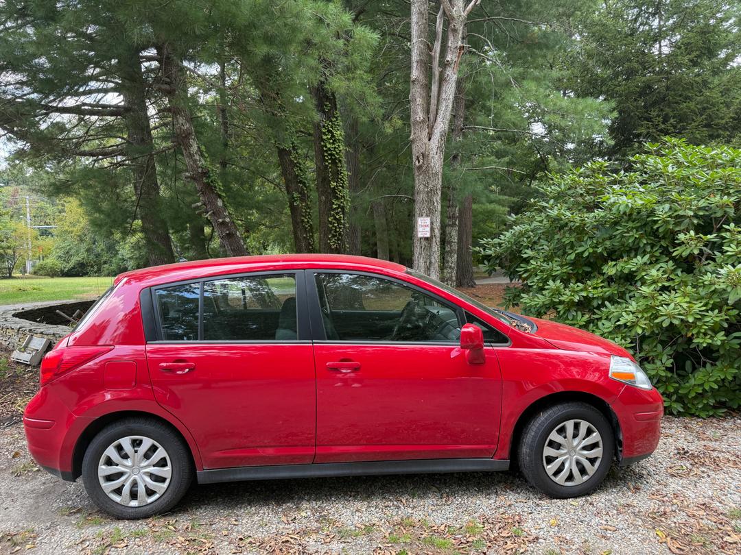 Nissan_Versa
