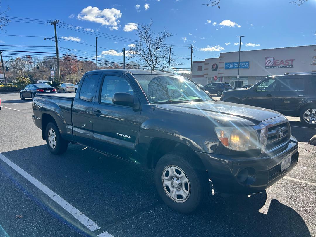 Toyota_Tacoma