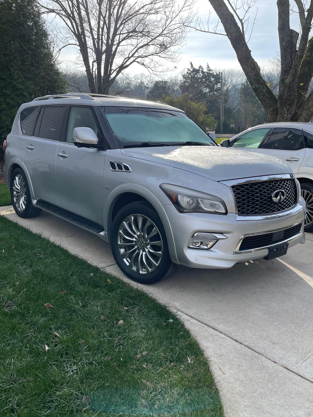 INFINITI_QX80