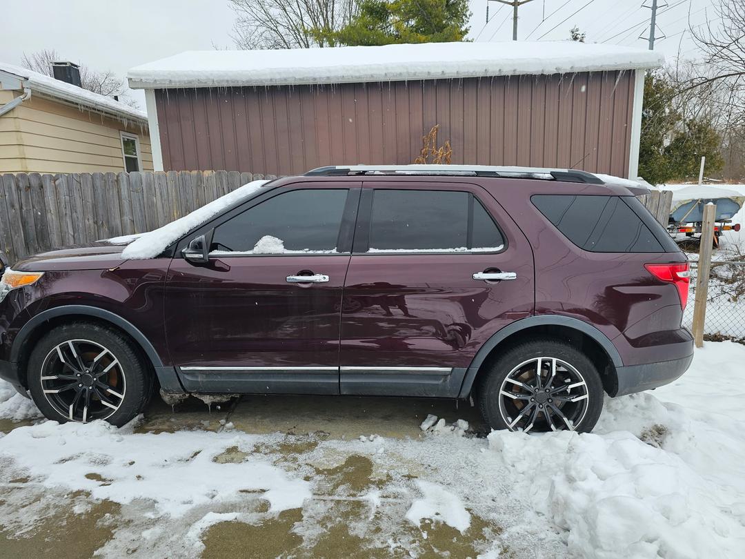Ford_Explorer
