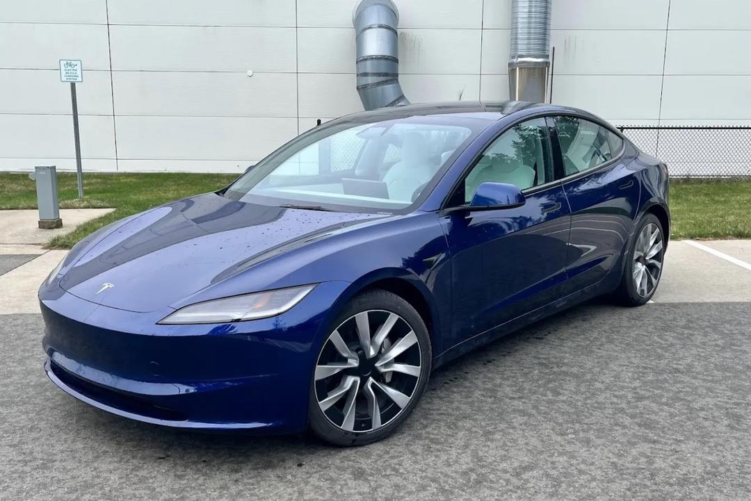 Tesla_Model 3