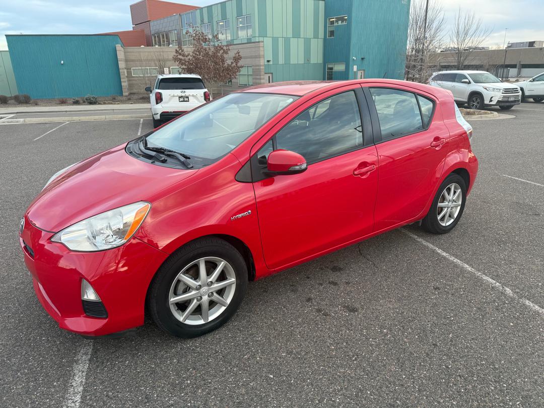 Toyota_Prius C
