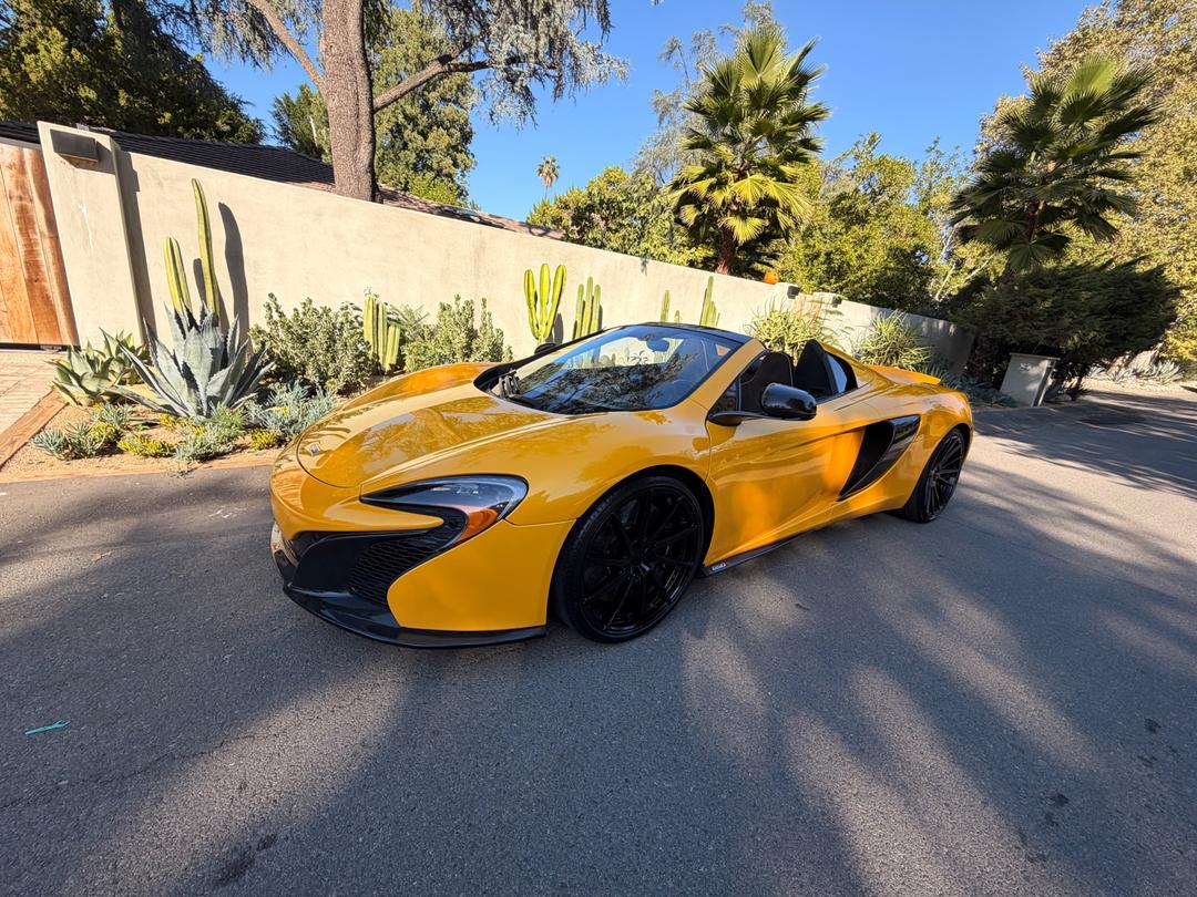 McLaren_650S
