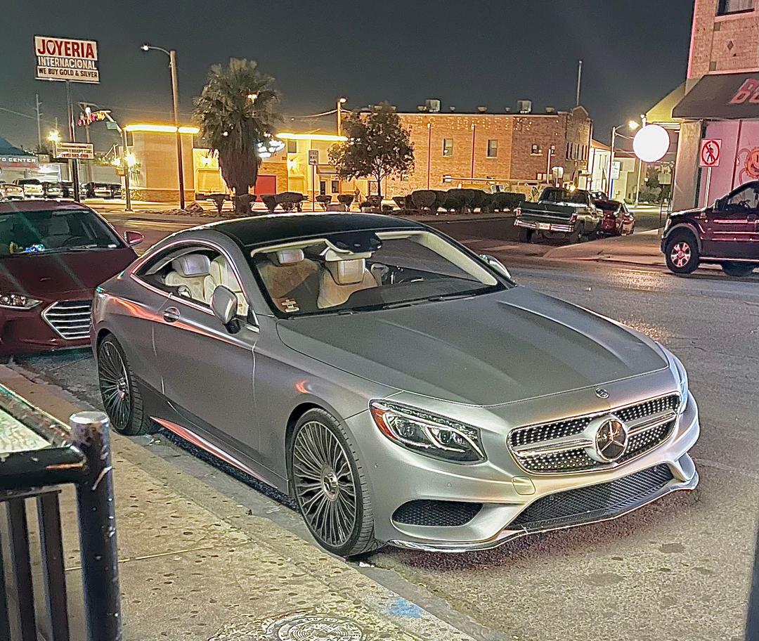 Mercedes-Benz_S-Class