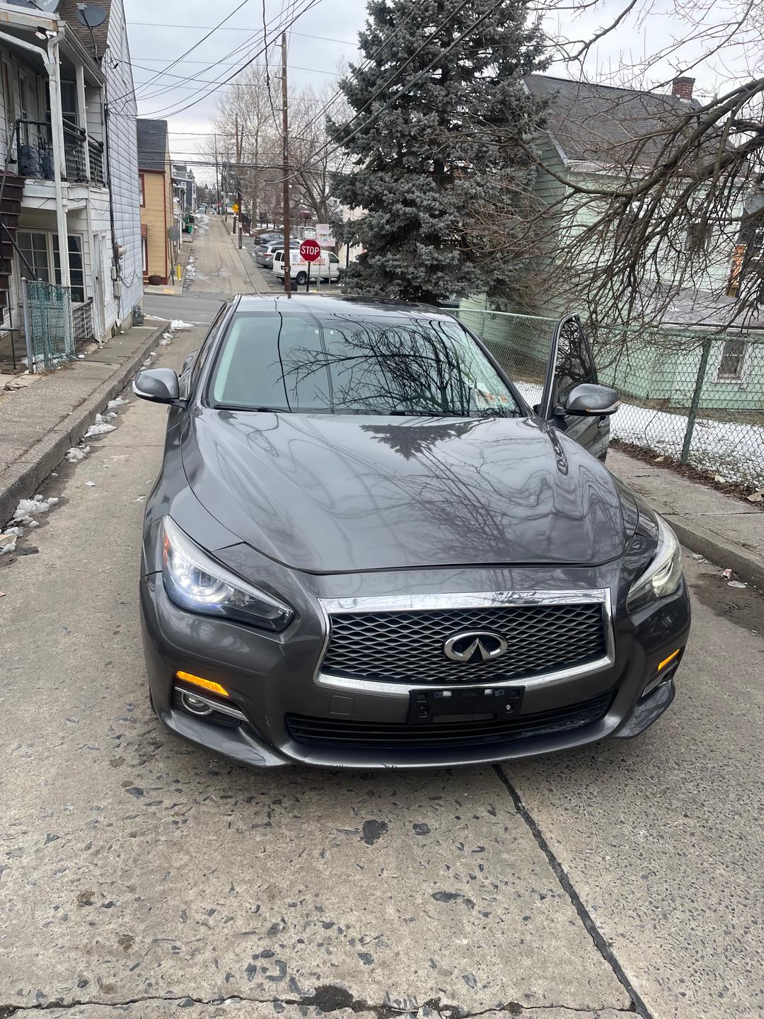 INFINITI_Q50