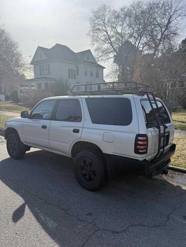 car_image_202x236