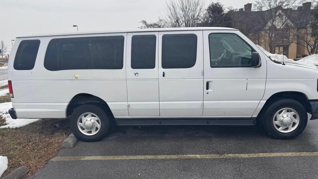 Ford_E350 Vans