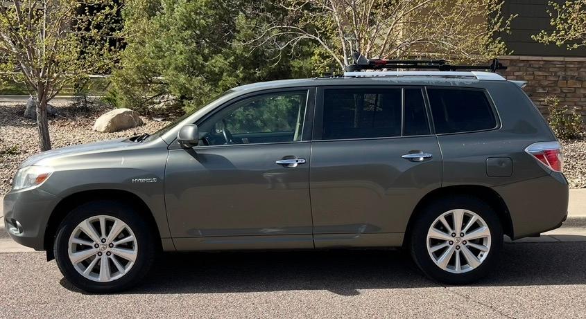 Toyota_Highlander