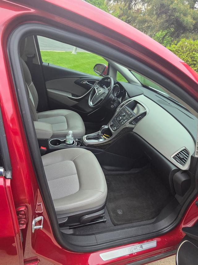 car_image_202x236