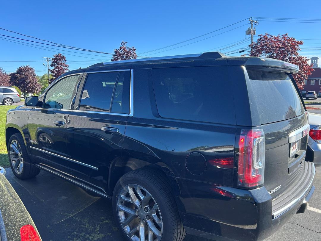 GMC_Yukon