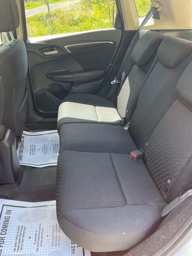 car_image_202x236