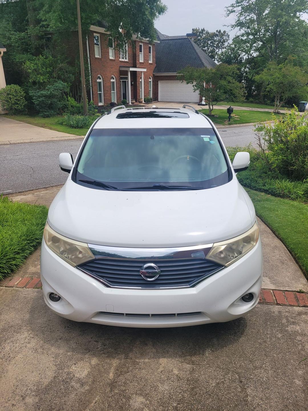 Nissan_Quest