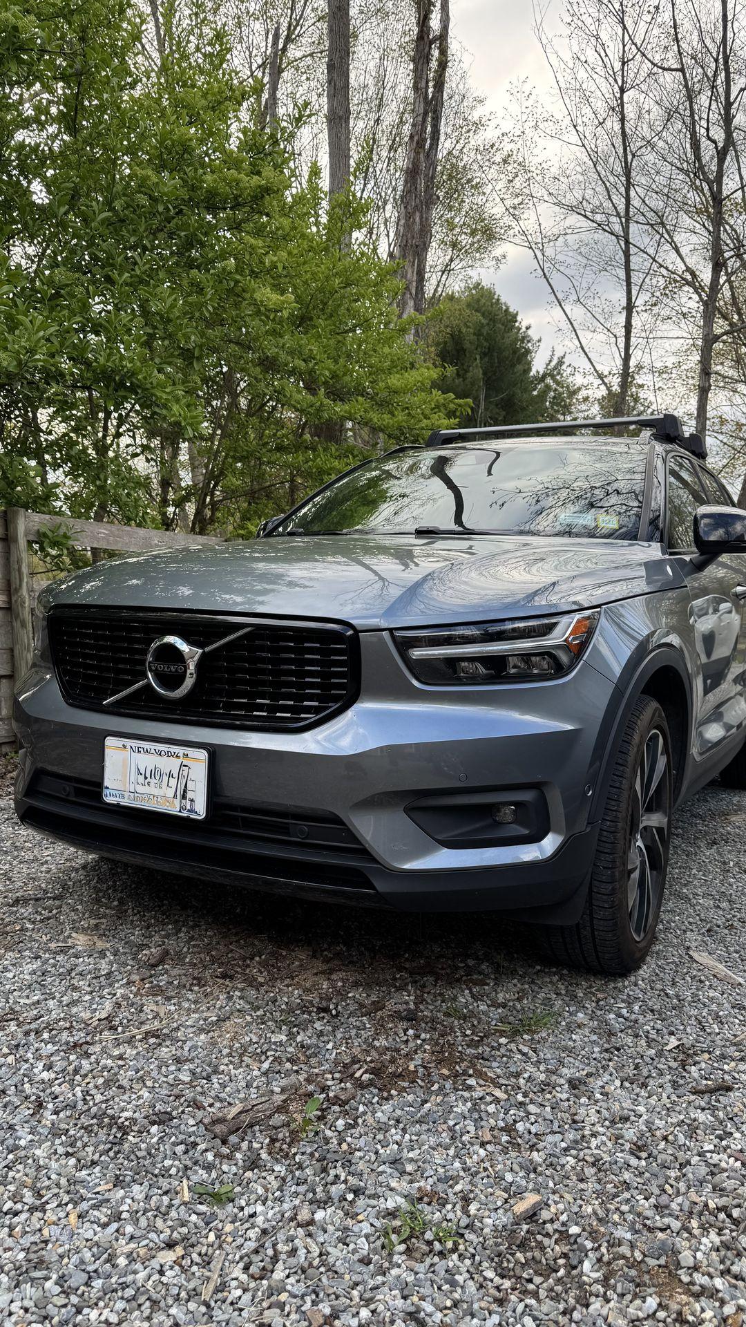 Volvo_XC40